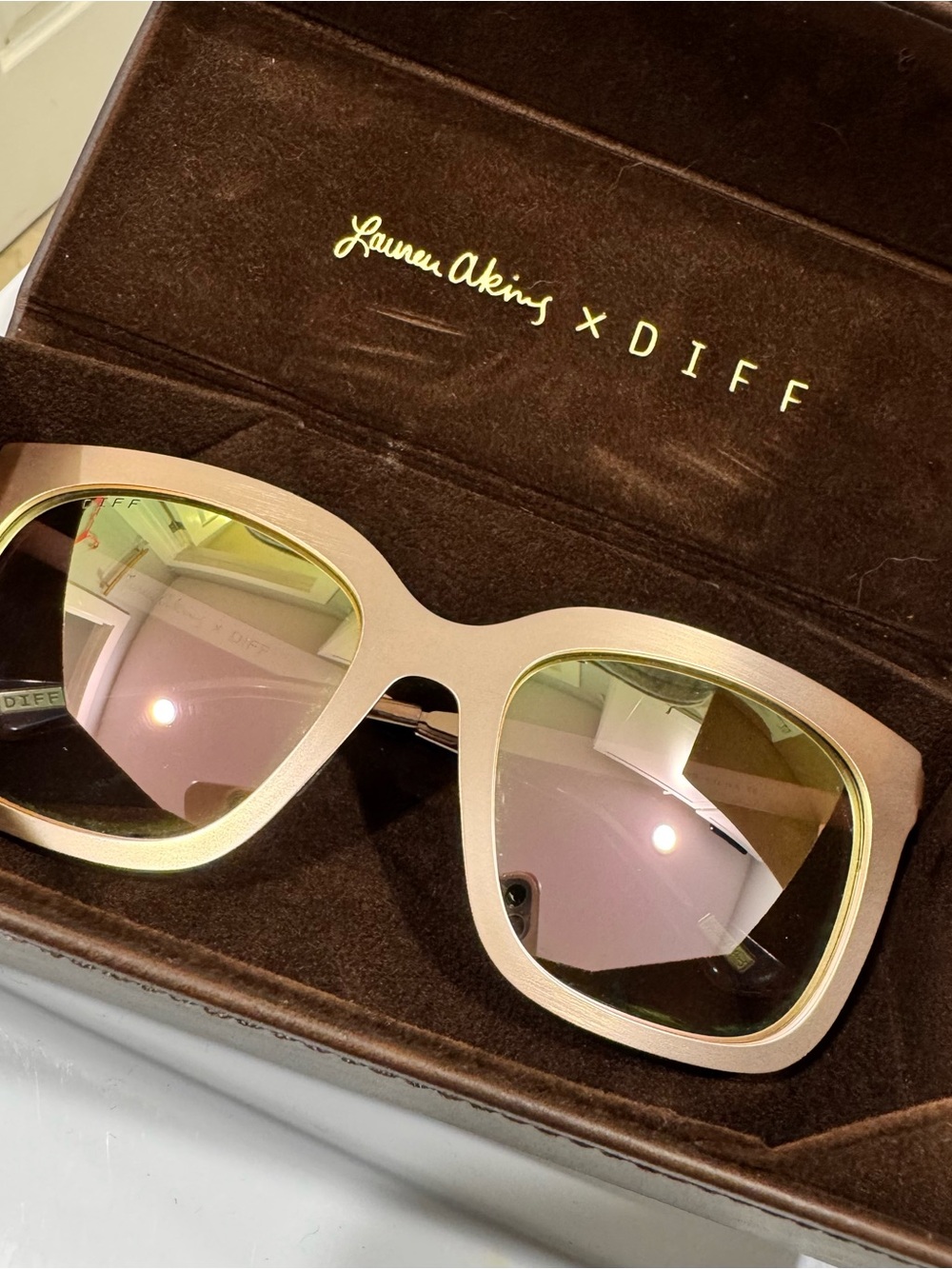 Diff Women's Oversized Sunglasses - Pink/Gold